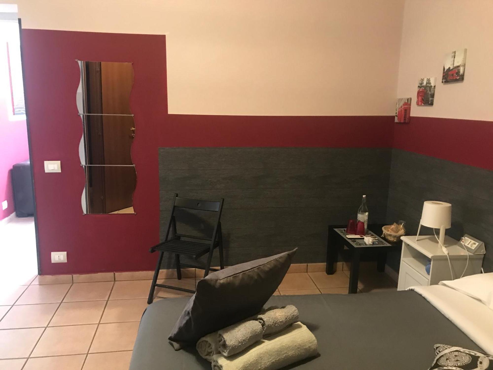 Vegan Airport - Adults Only - Late Check In Alojamento de Acomodação e Pequeno-almoço *